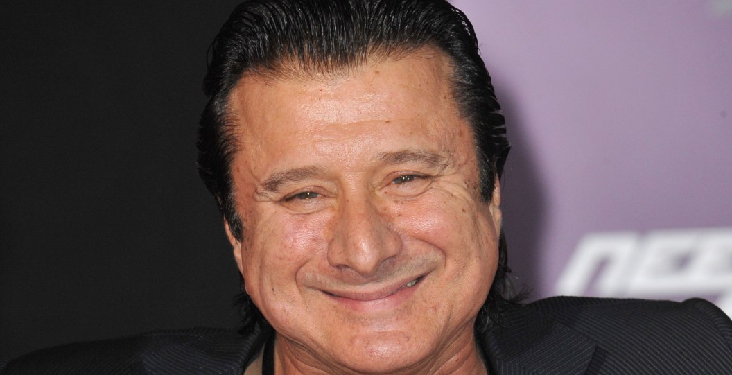 Former Journey Frontman Looks Unrecognizable In Rare Public Outing