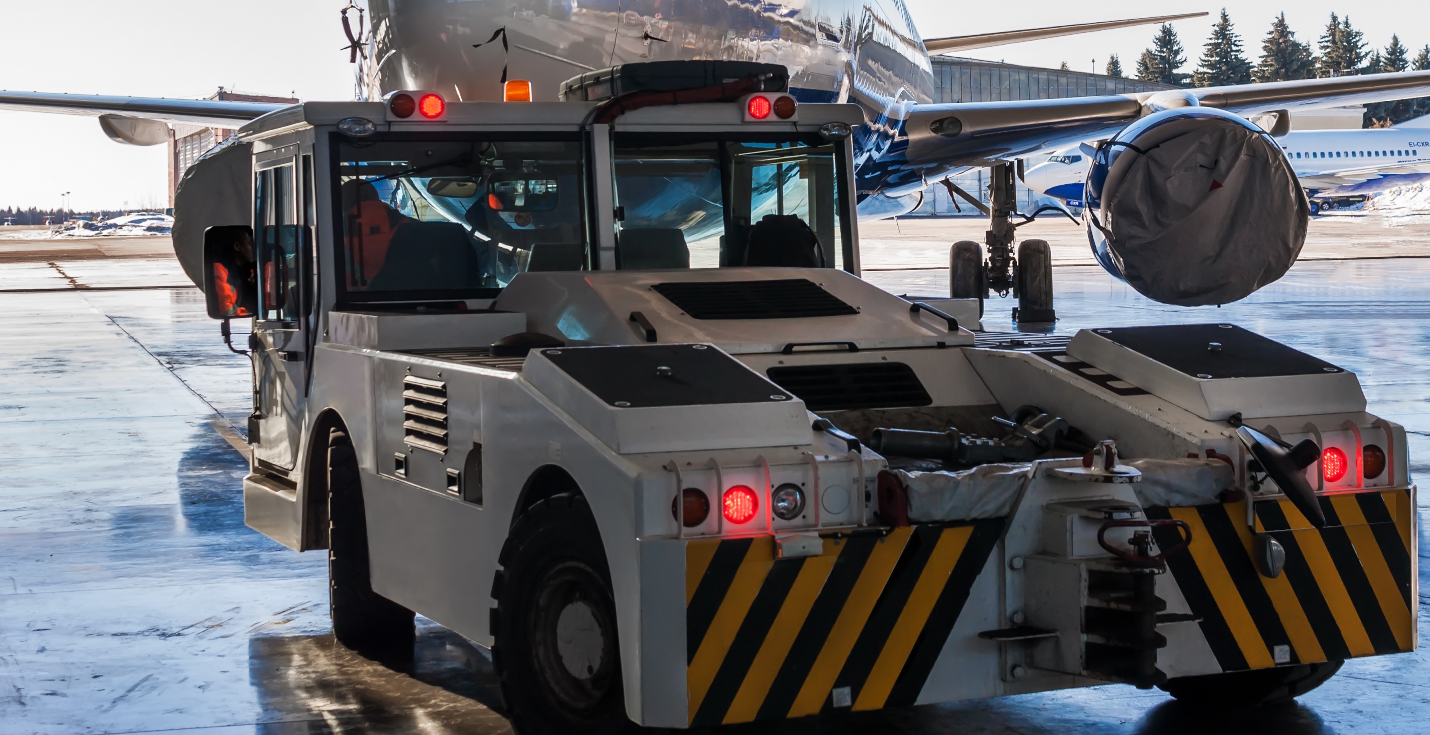 United Airlines Employee Severely Injured After American Airlines Plane Strikes Vehicle
