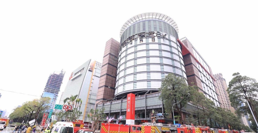Gas Explosion Kills 4 And Injures 26 In Taiwan Shopping Mall