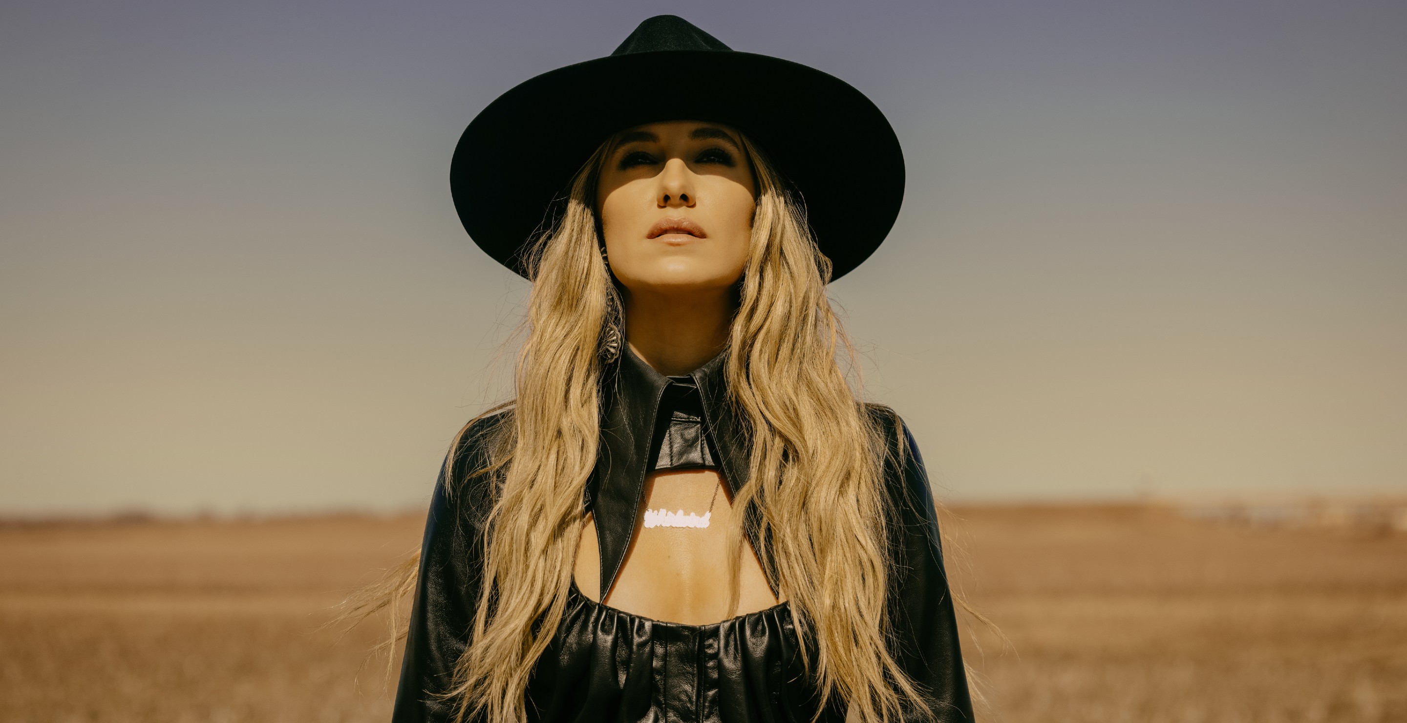 Lainey Wilson Scores 8th No. 1 Hit With '4x4xU,' A Song Inspired By Devlin 'Duck' Hodges