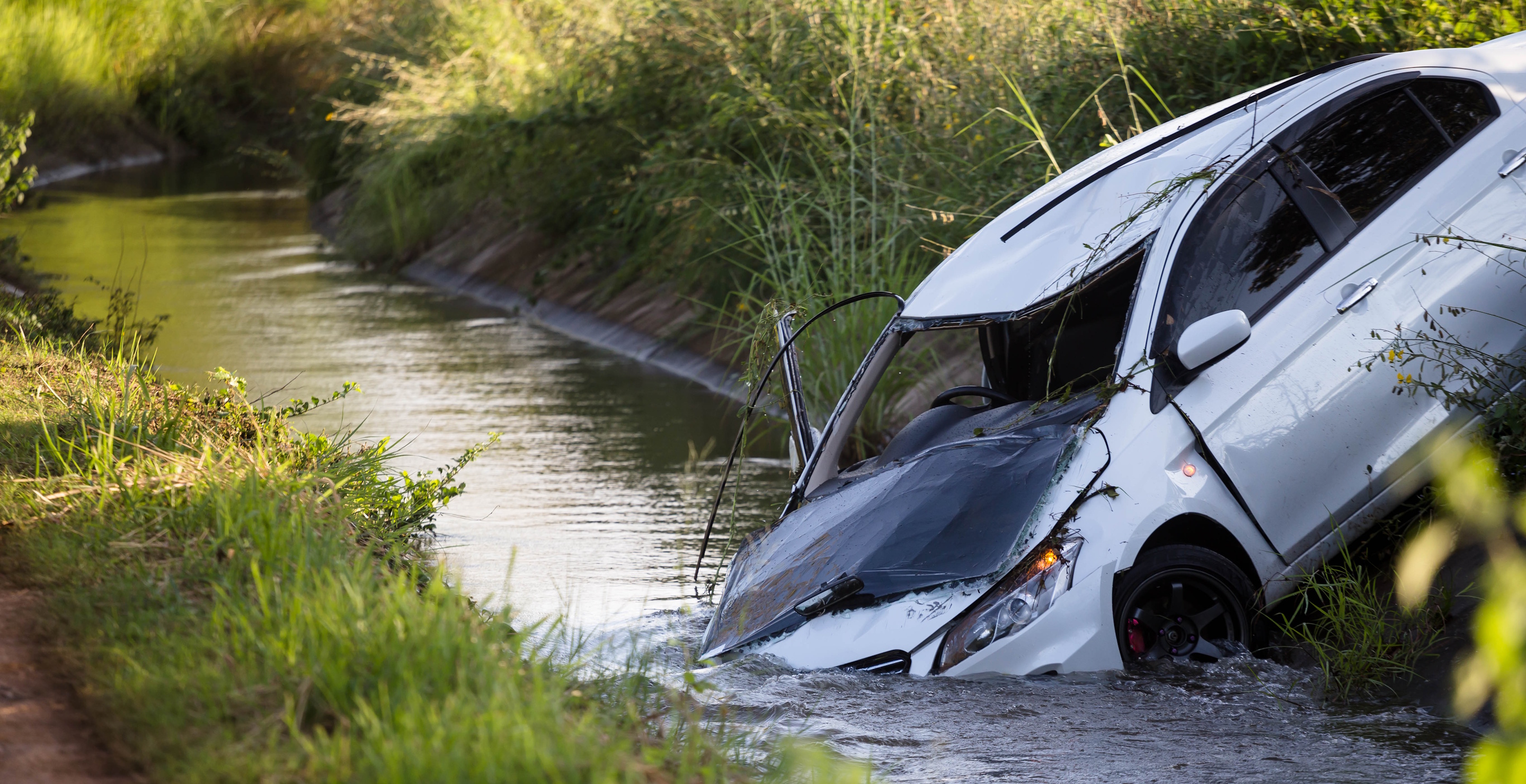 4-Year-Old Dies After Drunk Mom Allegedly Drives Car Into Canal