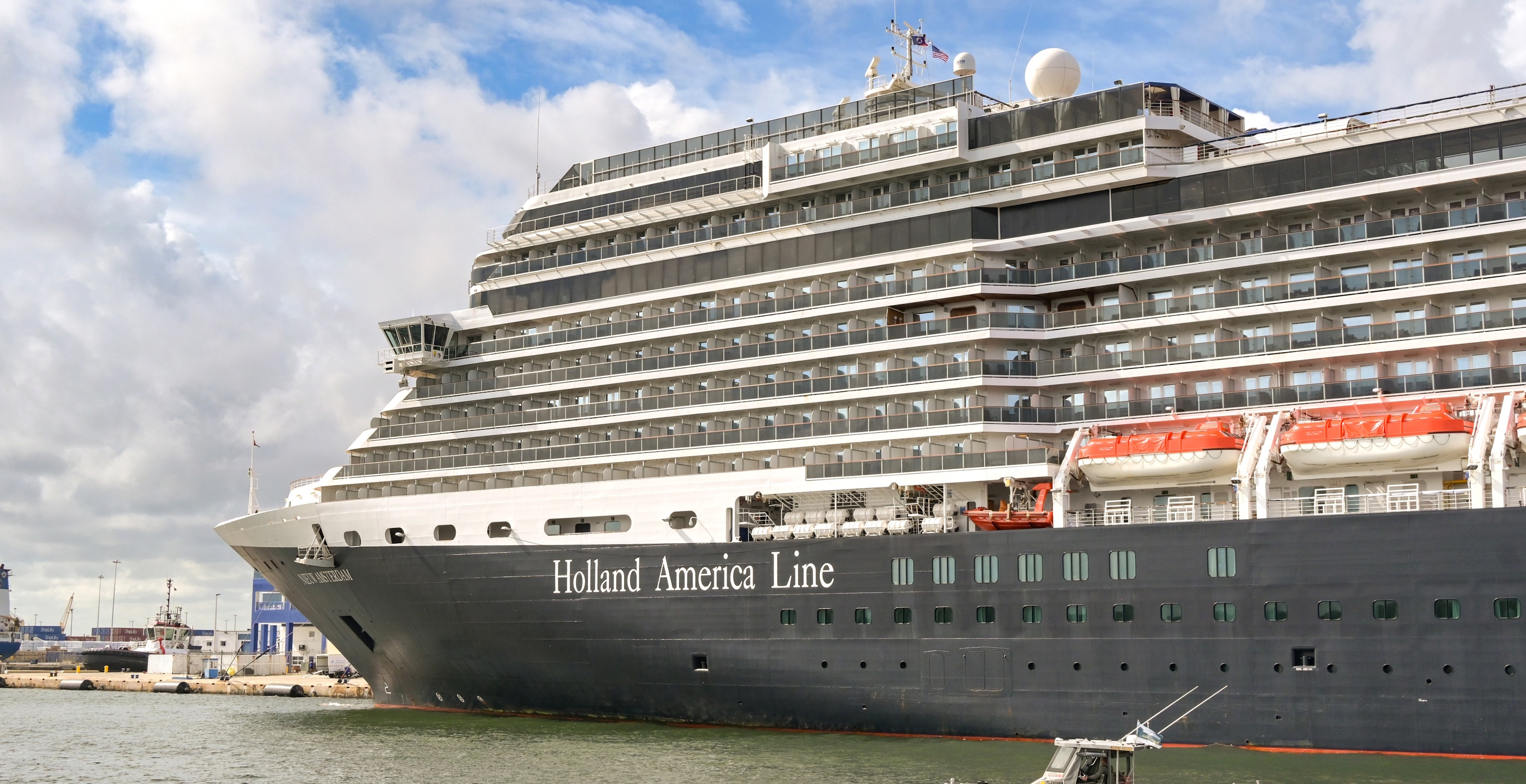 Cruise Ship