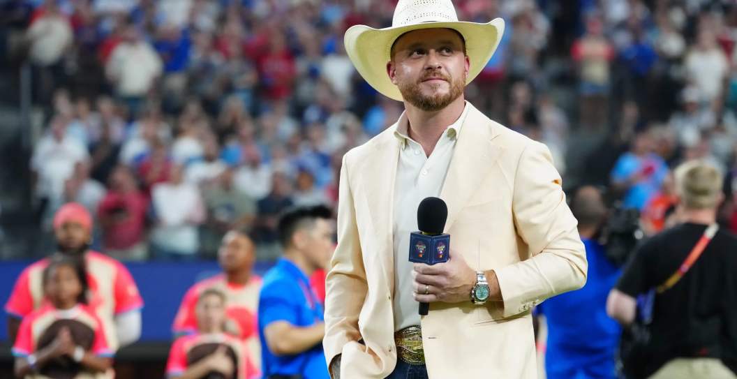 Cody Johnson Shares The Touching Memories That Single Dirt Cheap Reminds Him Of: "From Bottom Of My Heart"