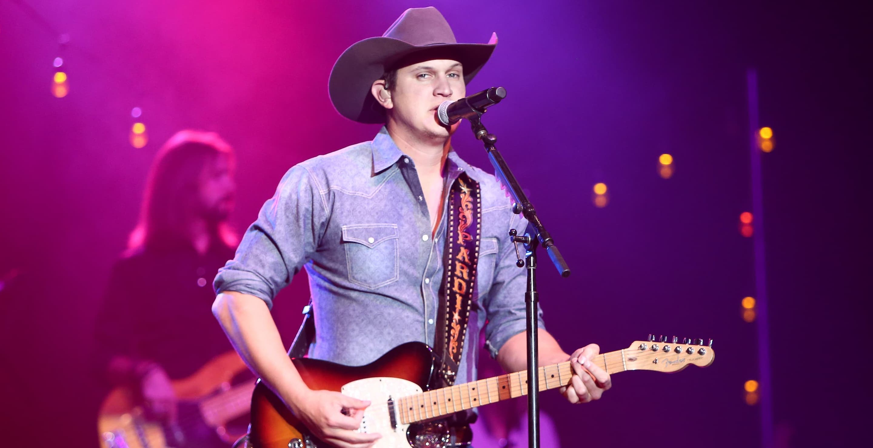 Jon Pardi Is Going To Need A Swear Jar, The Struggle To Not Cuss In Front Of His Kids