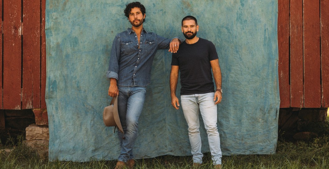 Dan + Shay Almost Lost The First Song They Ever Wrote Together While Kayaking: "Everything Went Into The Water"