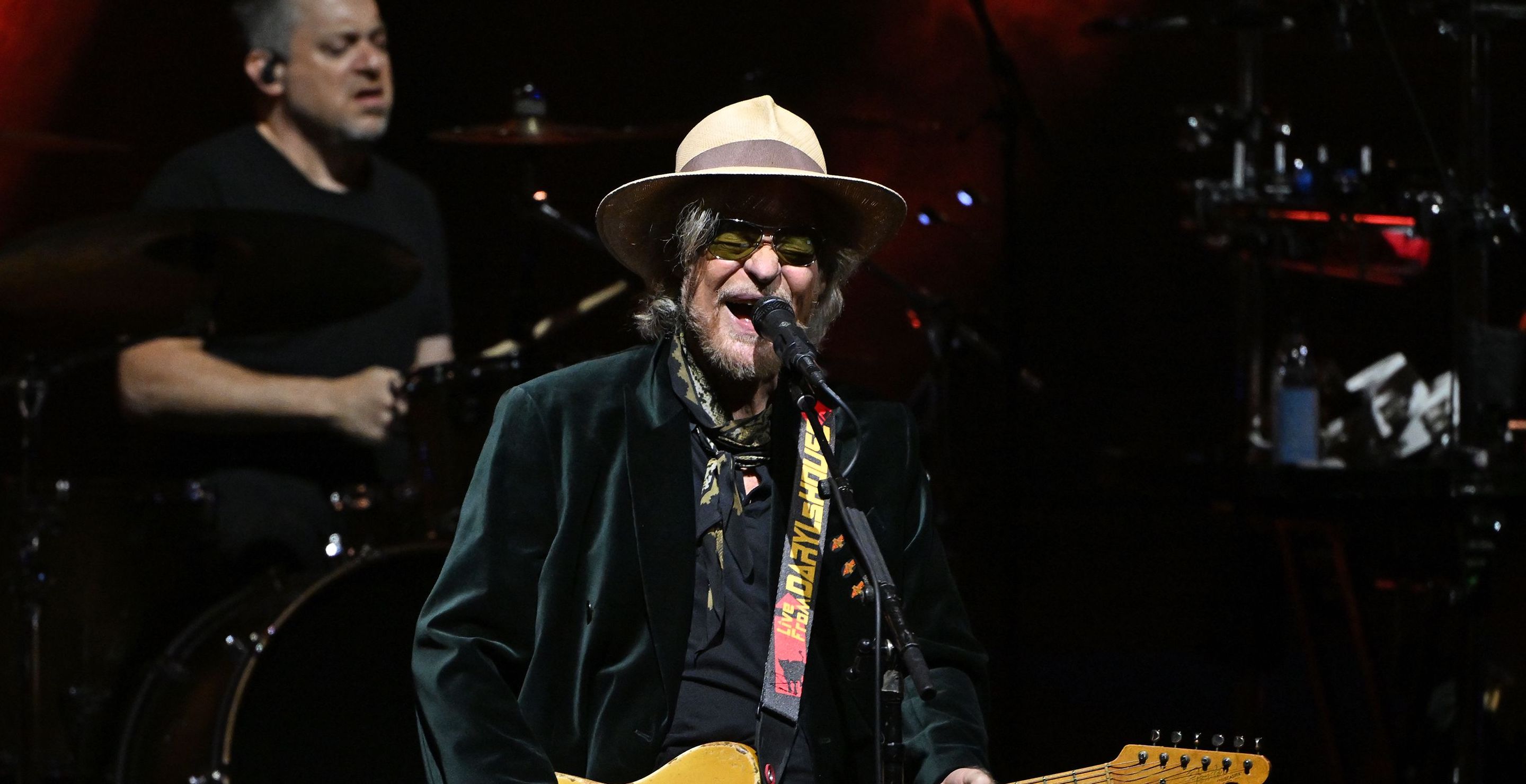 Daryl Hall Calls One Genre Of Music A "F---king Joke"