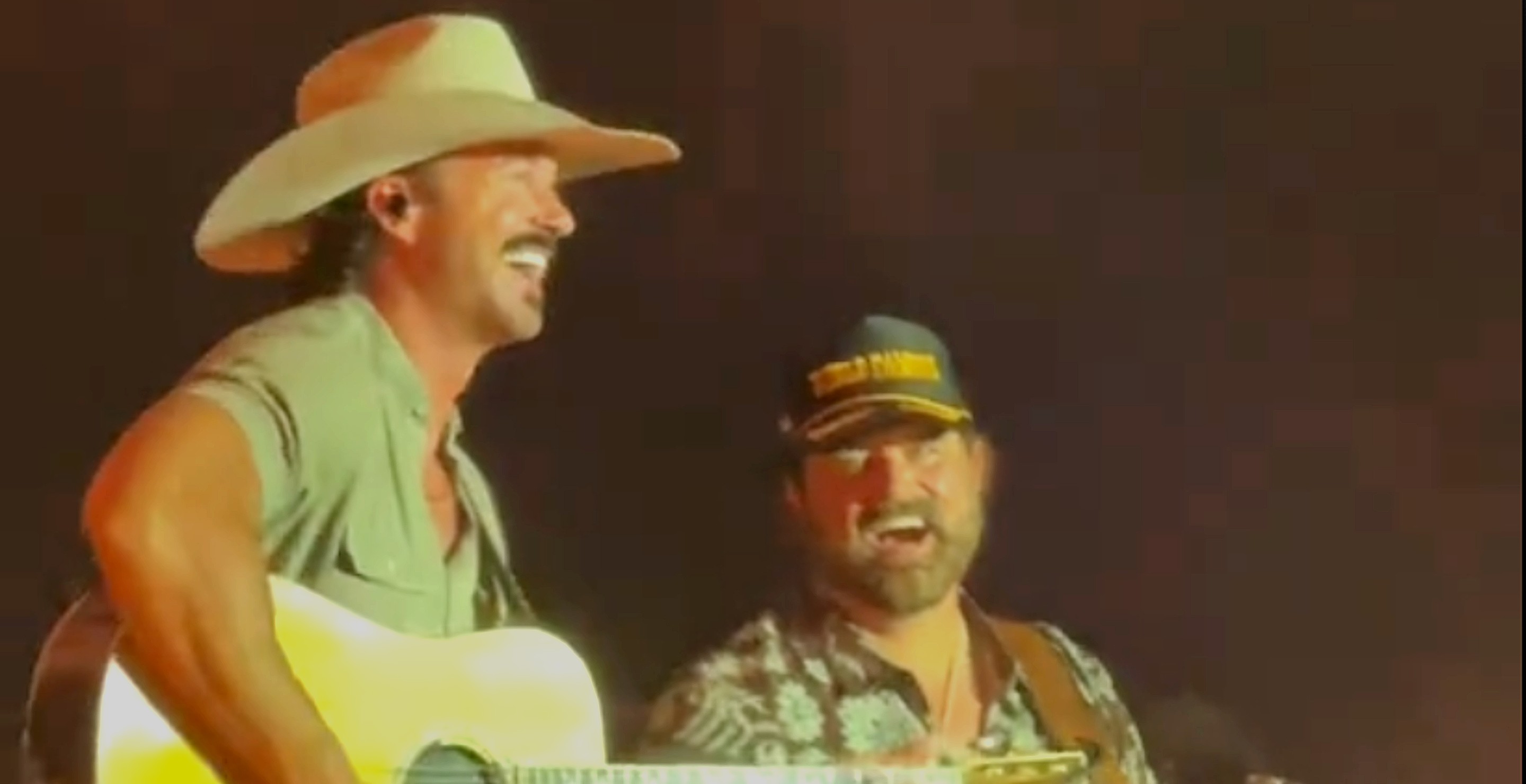 The Emotional Way Riley Green And Randy Houser Paid Tribute To Toby Keith