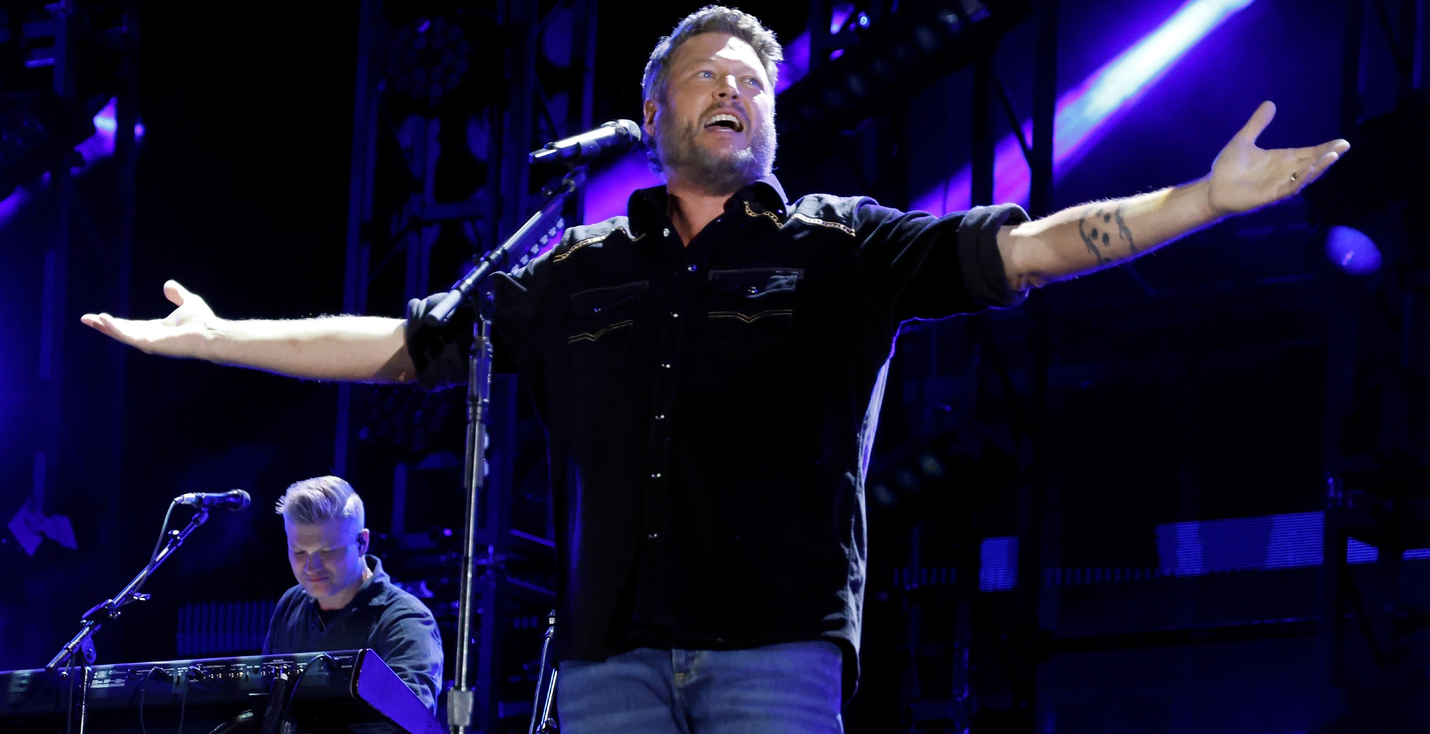 Blake Shelton Admits He Only Listens To Himself At Home - Wide Open Country