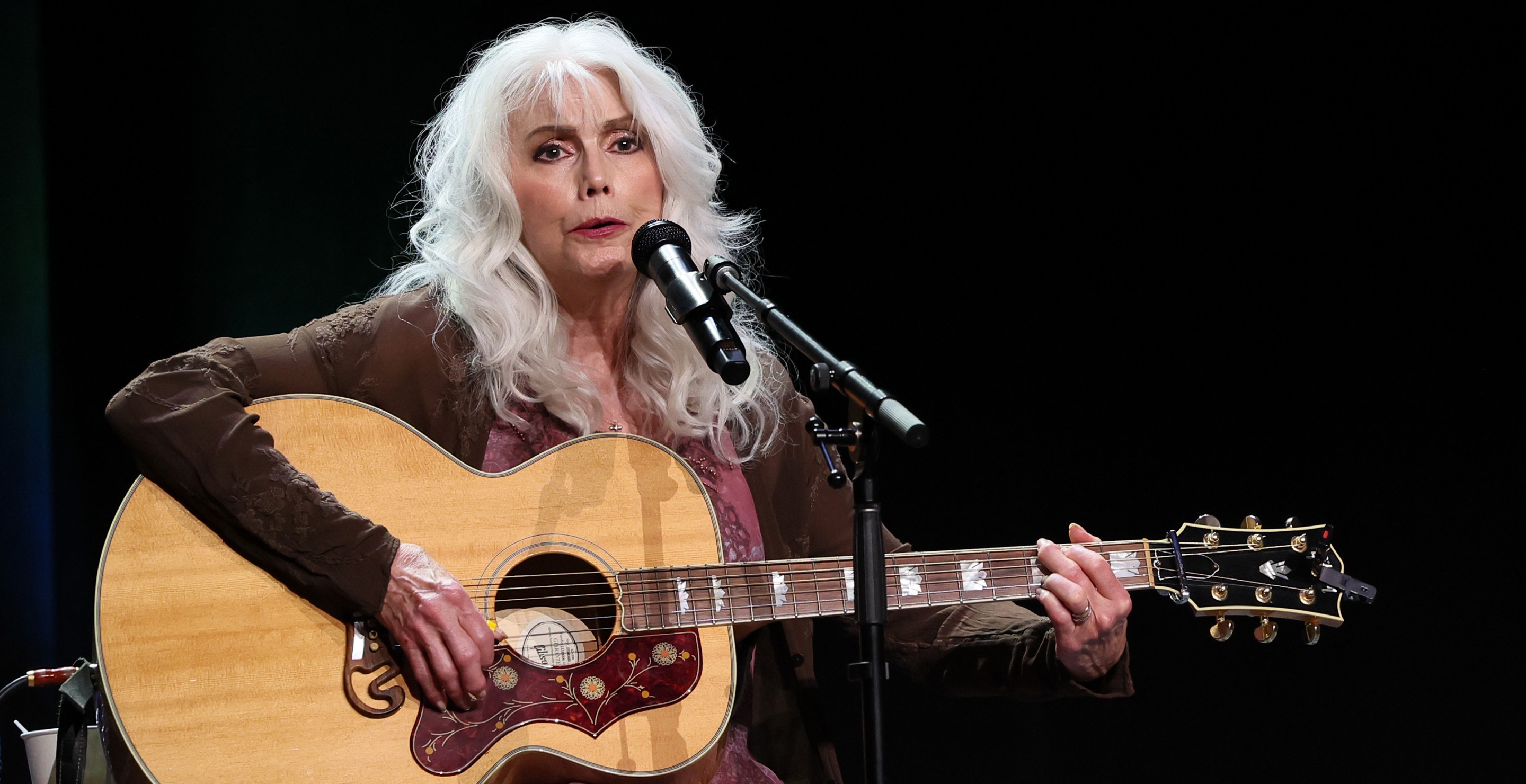 Why Emmylou Harris Resisted Recording ”The Boxer” (And Why She Finally Came Around to the Idea)