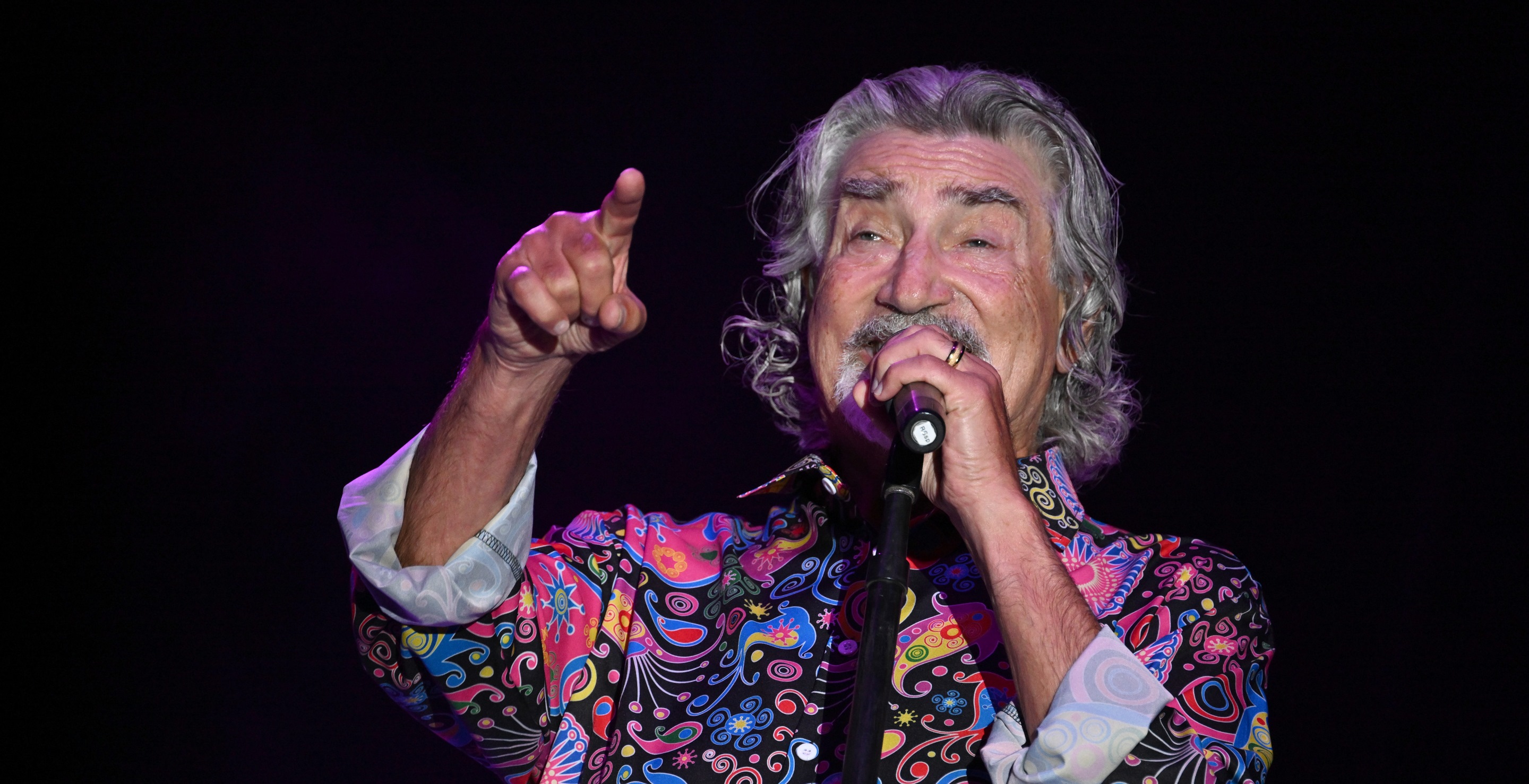 Richard Sterban of the Oak Ridge Boys Announces Concerning Medical  Diagnosis: "I Believe I Will Be Able To Get Through This" - Wide Open  Country