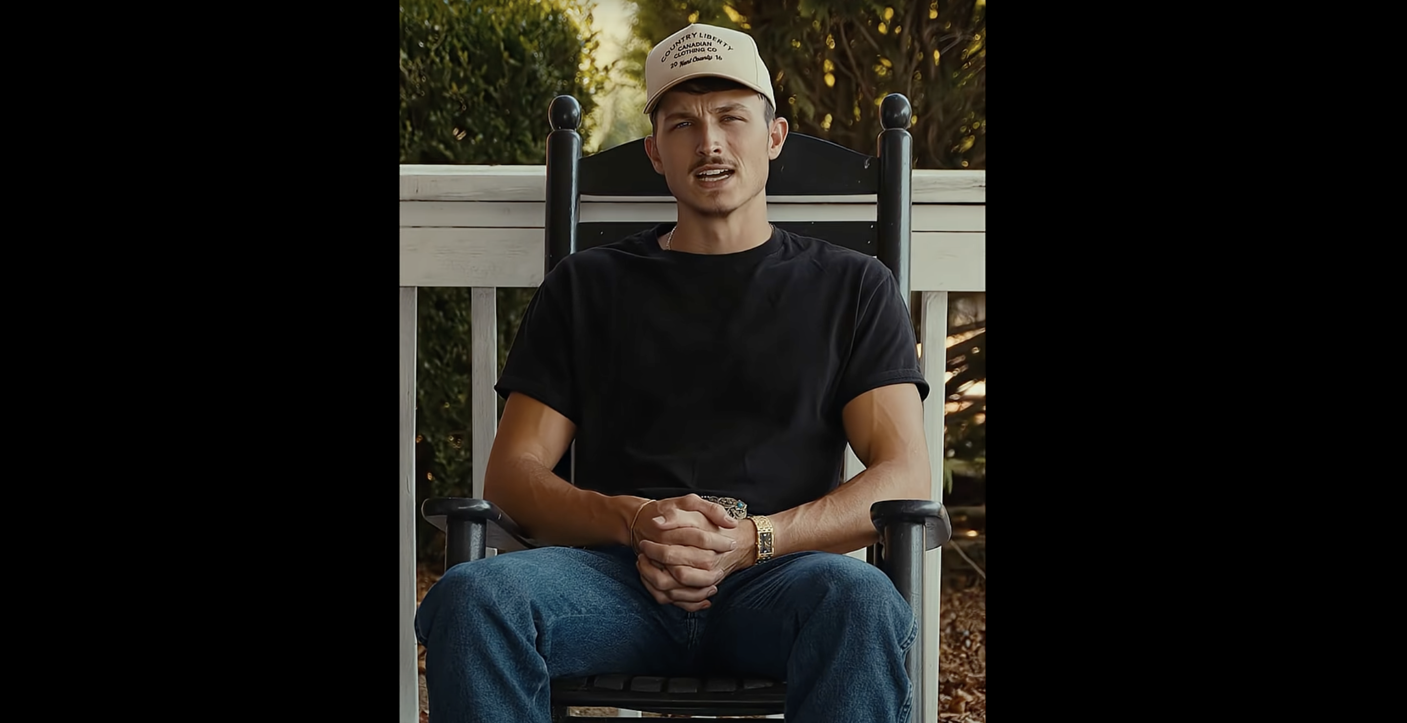 Country Singer Speaks Out Weeks After Mom’s Tragic Slaying - Wide Open ...