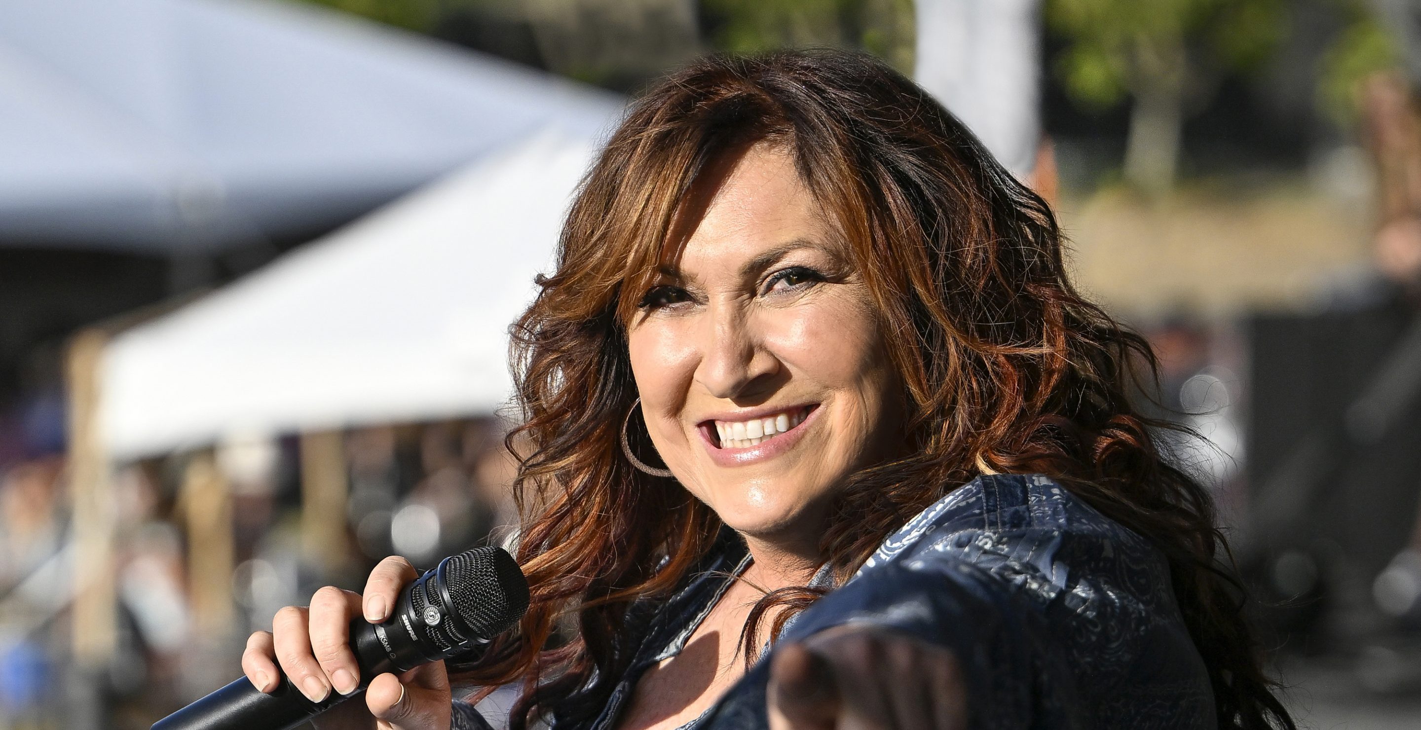 Jo Dee Messina