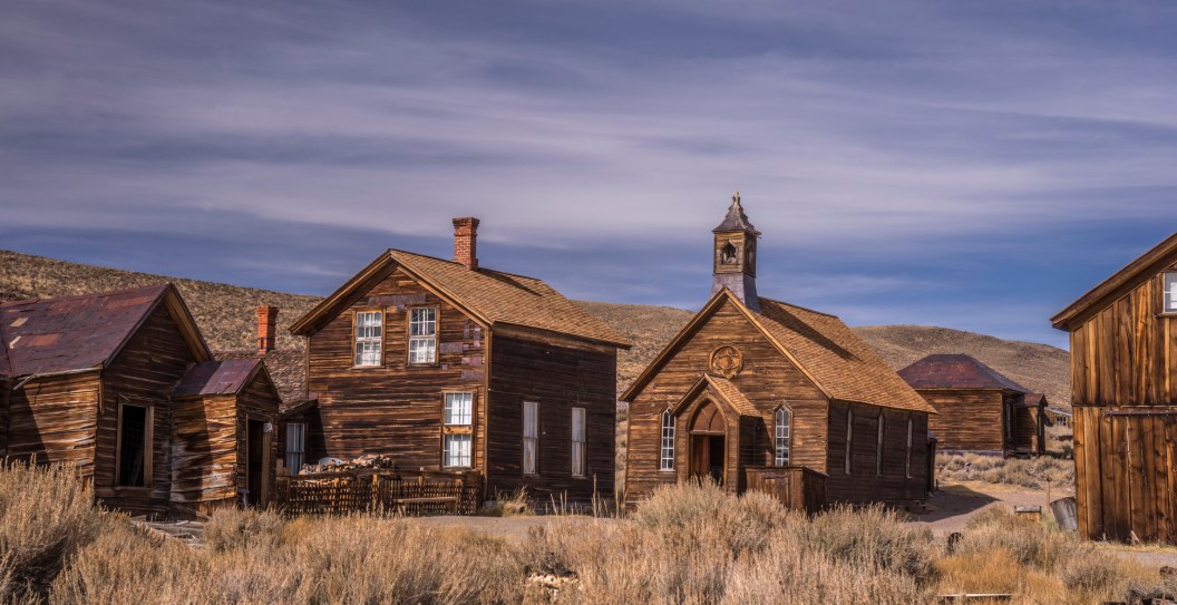 Man Planning to Propose Accidentally Took His Girlfriend to a Ghost Town