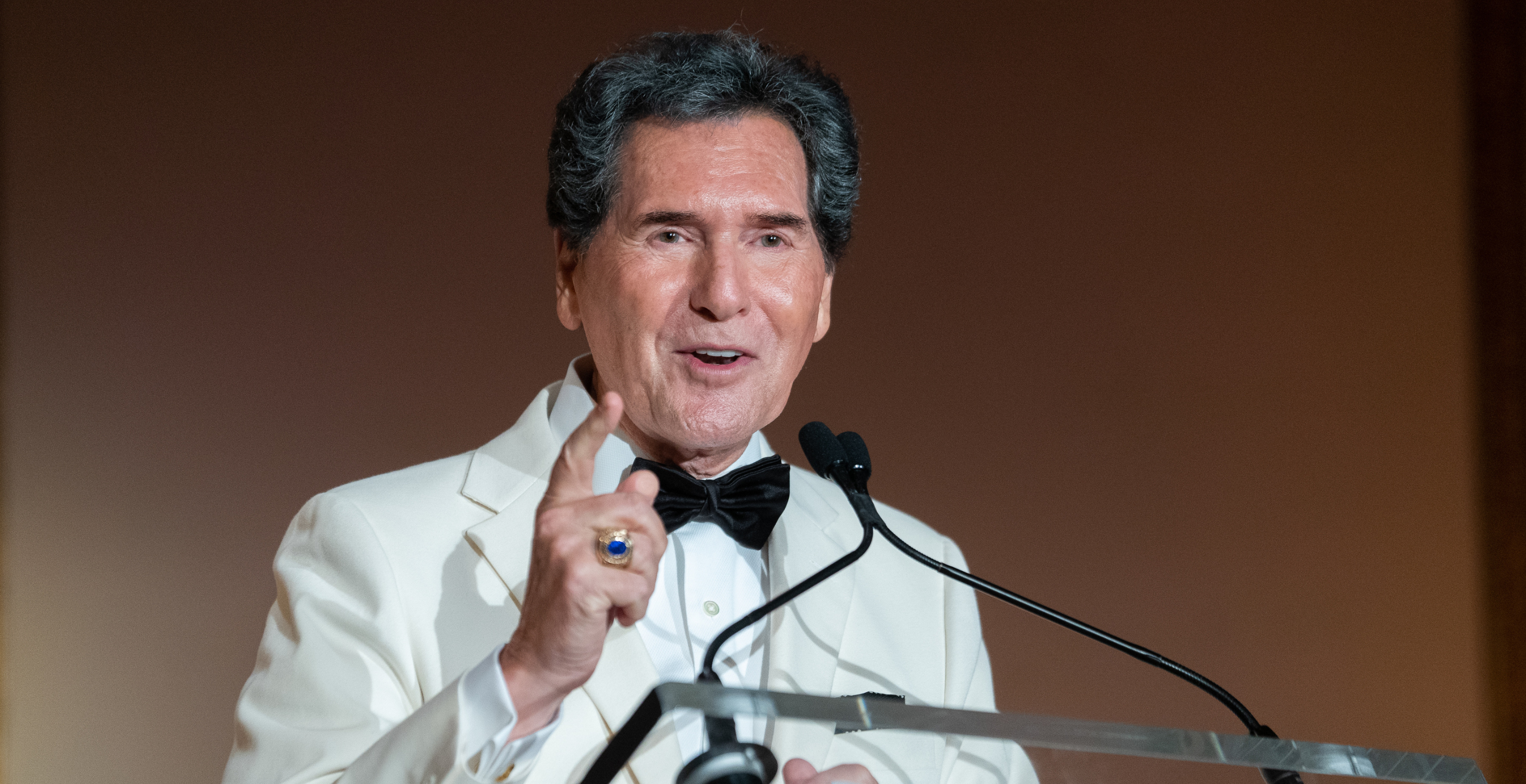 Ernie Anastos