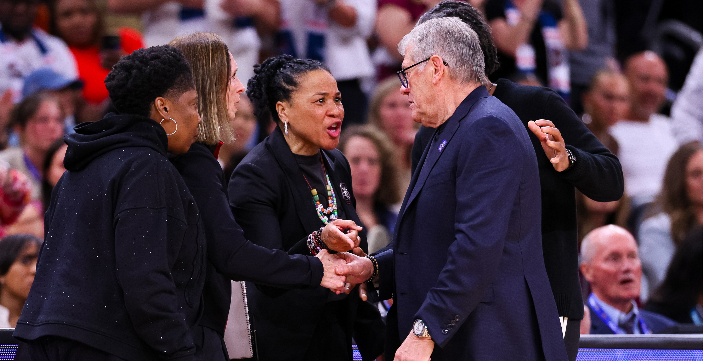 UConn Huskies vs South Carolina