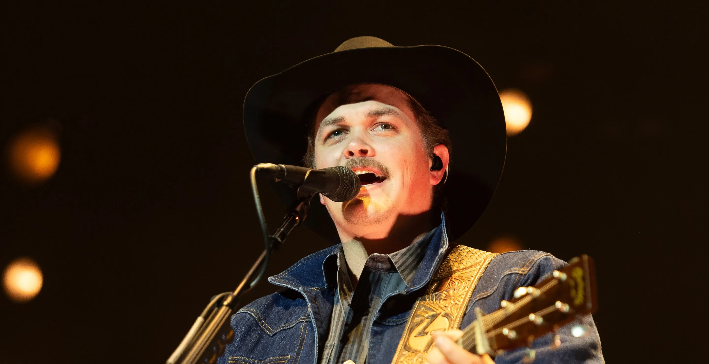 In Shock Move, Country Music Star Cuts Beloved Husband/Wife Team From His Band