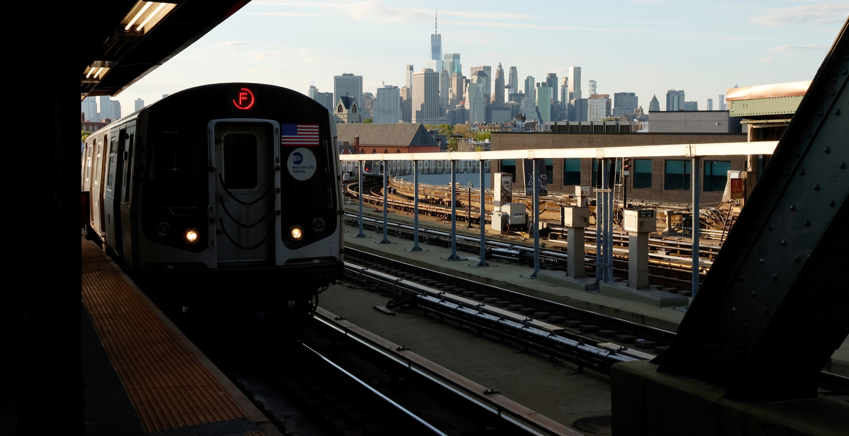 Transit Officials Warn Parents About Dangerous “Subway Surfing” Trend After Fatal Accident in New York