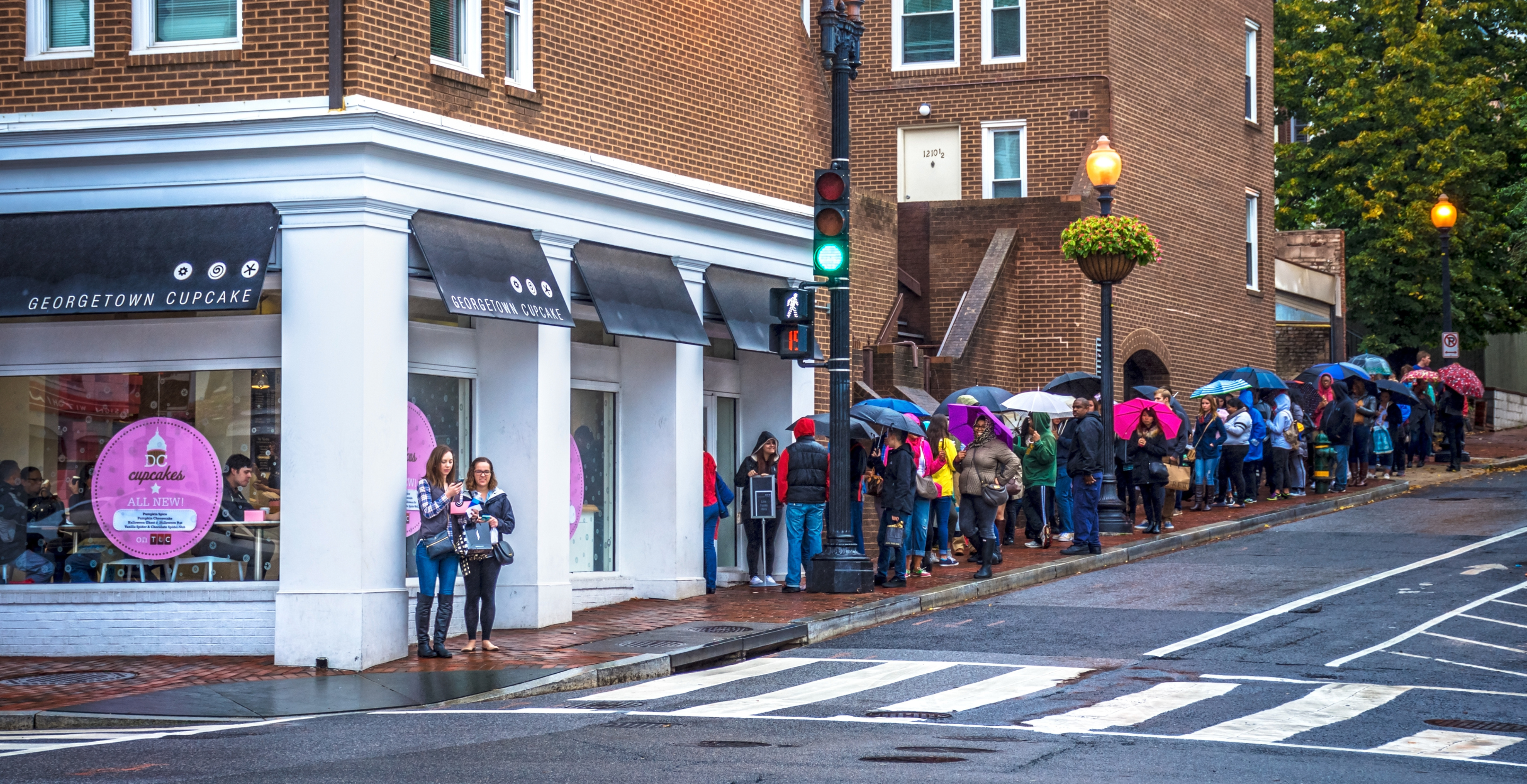 Man Accused of Throwing Beer Keg Through Famous Washington D.C. Bakery