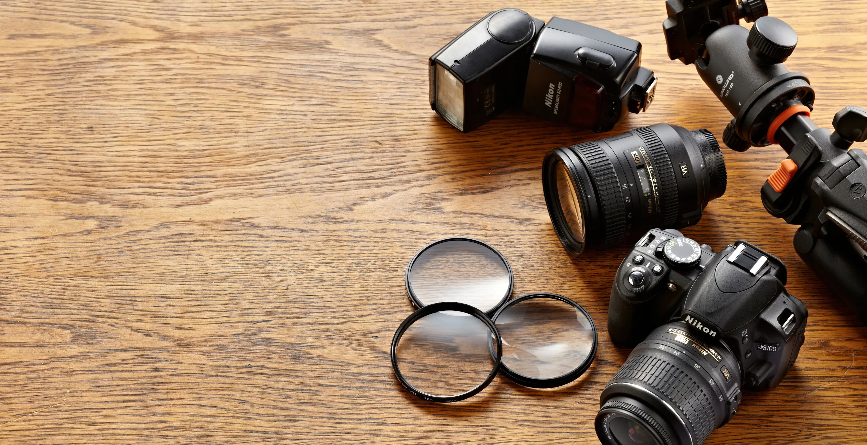 New Jersey Cop Accused of Stealing Photojournalist's Cameras and Gear Worth $10k