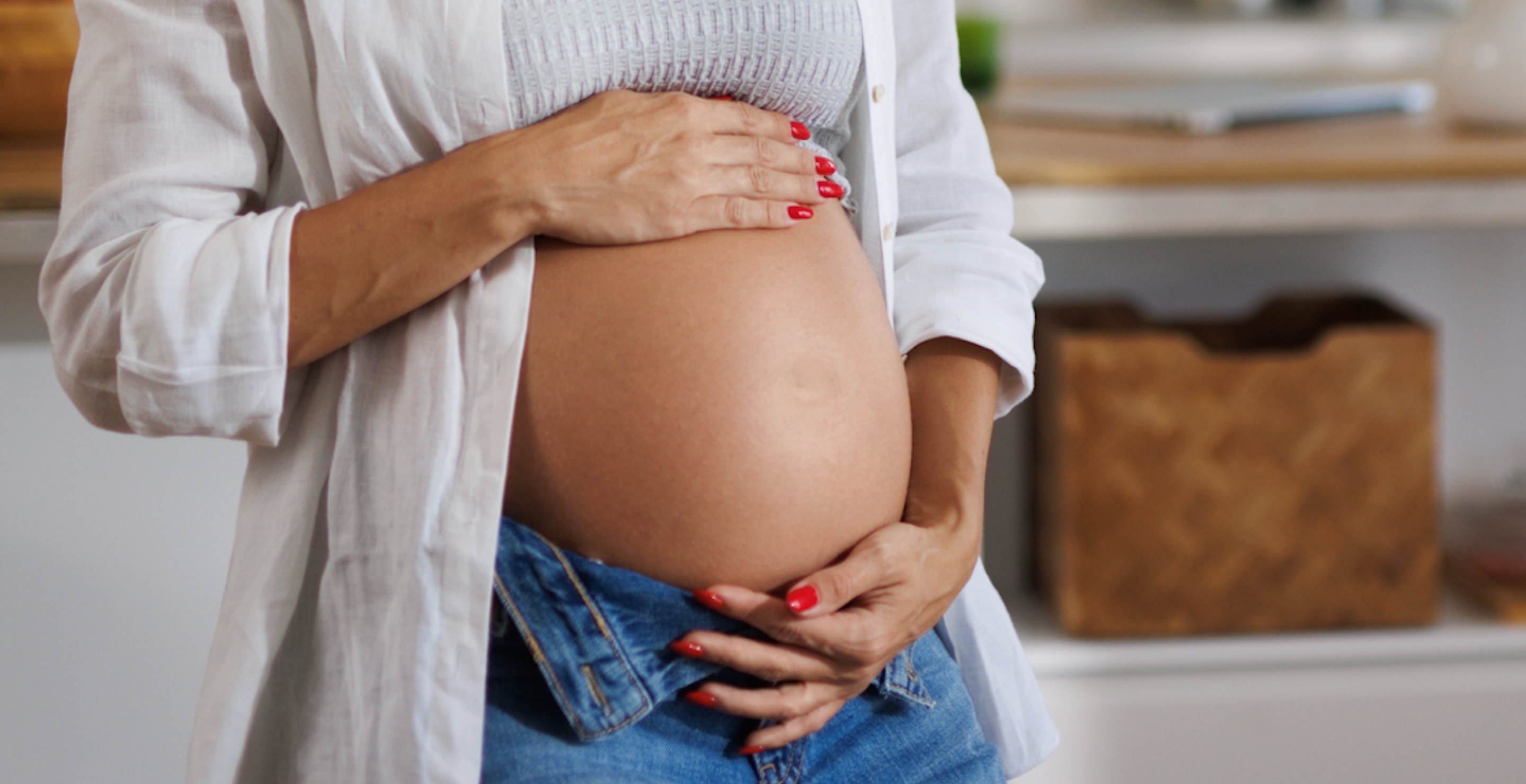 Fox News Personality Reveals Pregnancy After Cancer Battle