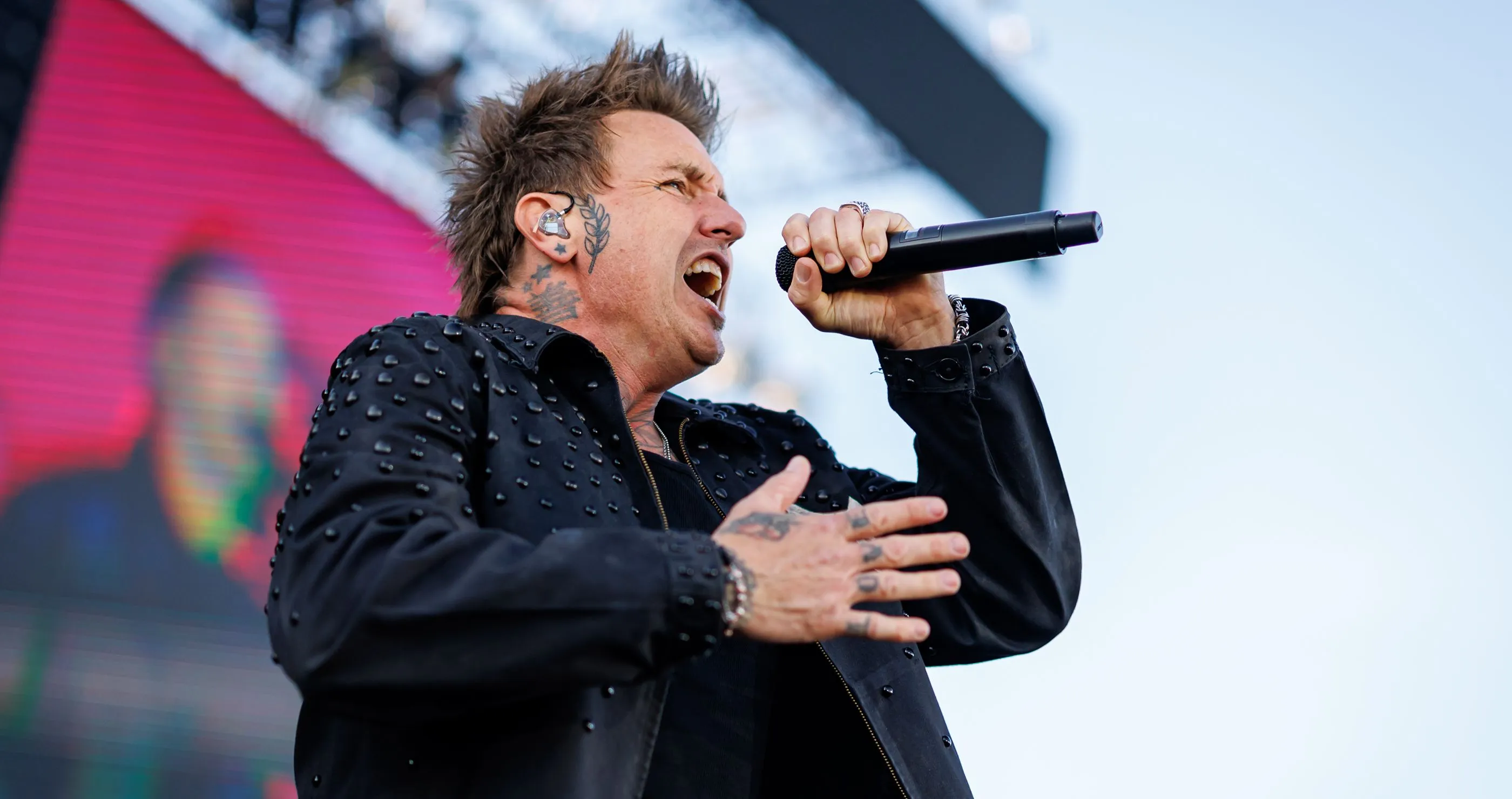 Rock Band Withdraws From Festival After Bassist Suffers Medical Emergency