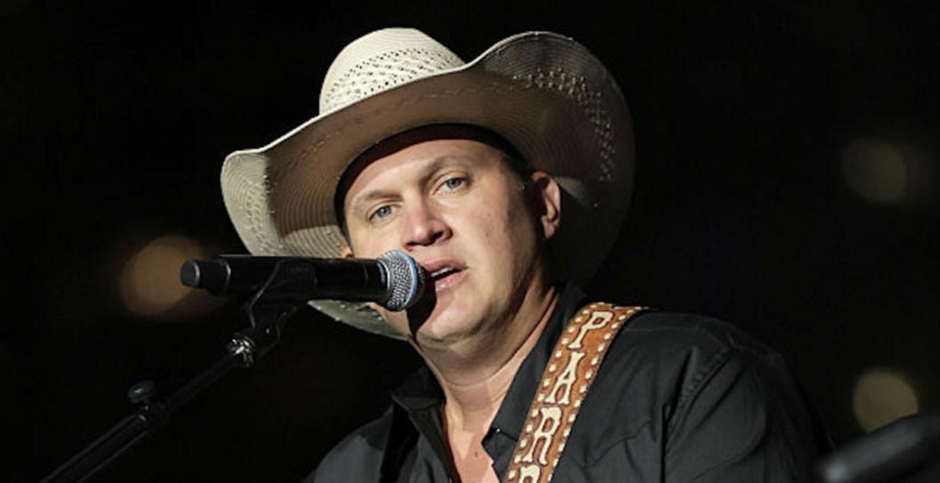 Jon Pardi Dedicates Fan Favorite Song to Estranged Wife