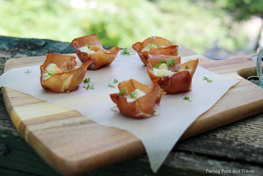 Proscuitto-Cups-with-Apple-and-Horseradish-Cheese