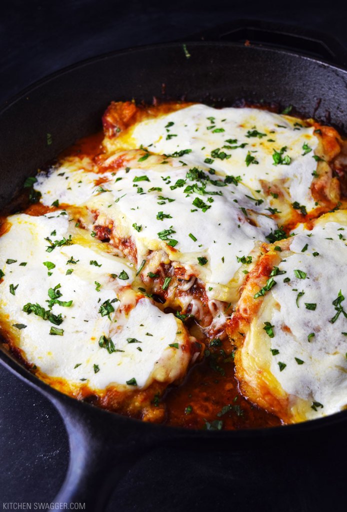 https://www.wideopencountry.com/wp-content/uploads/sites/4/eats/2016/12/chicken-parmesan4.jpg?resize=694%2C1024