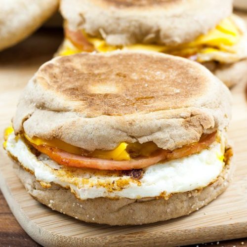 English Muffin Breakfast Sandwich - Recipes