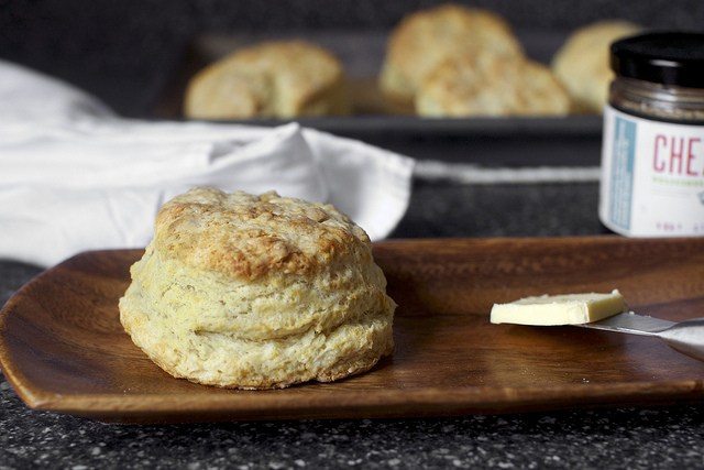 buttermilk biscuits-homemade-biscuit-recipes