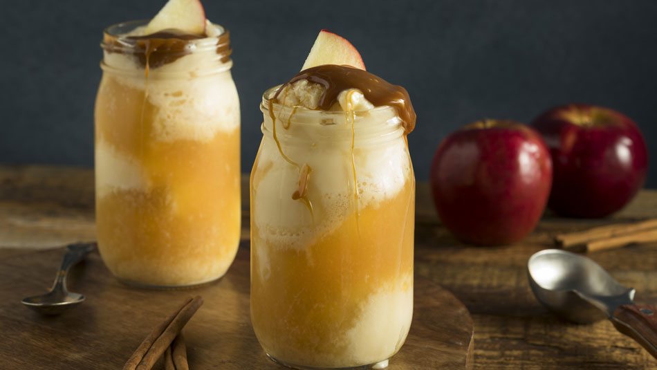 Apple-Cider-Ice-Cream-Floats