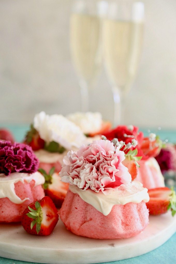 strawberry-bundt-cake-recipes