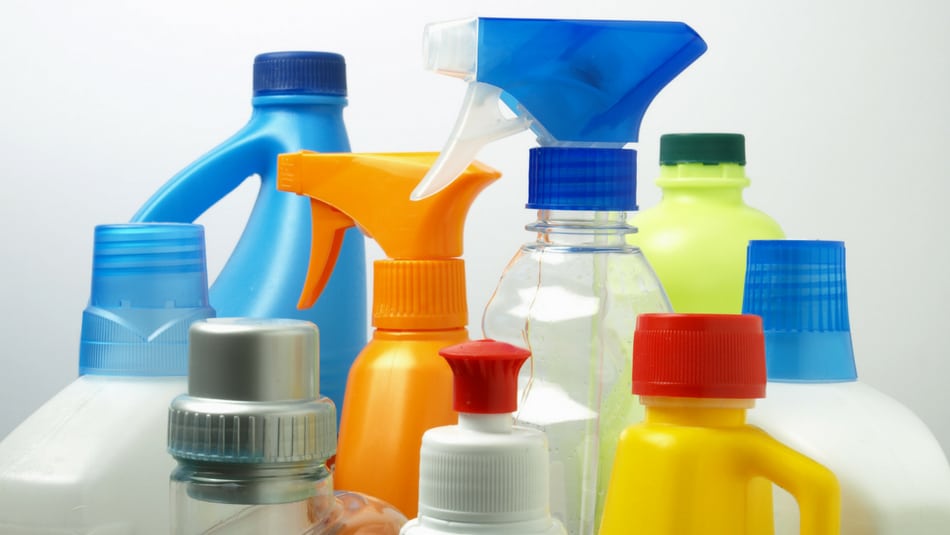 Cleaning products you should never mix together