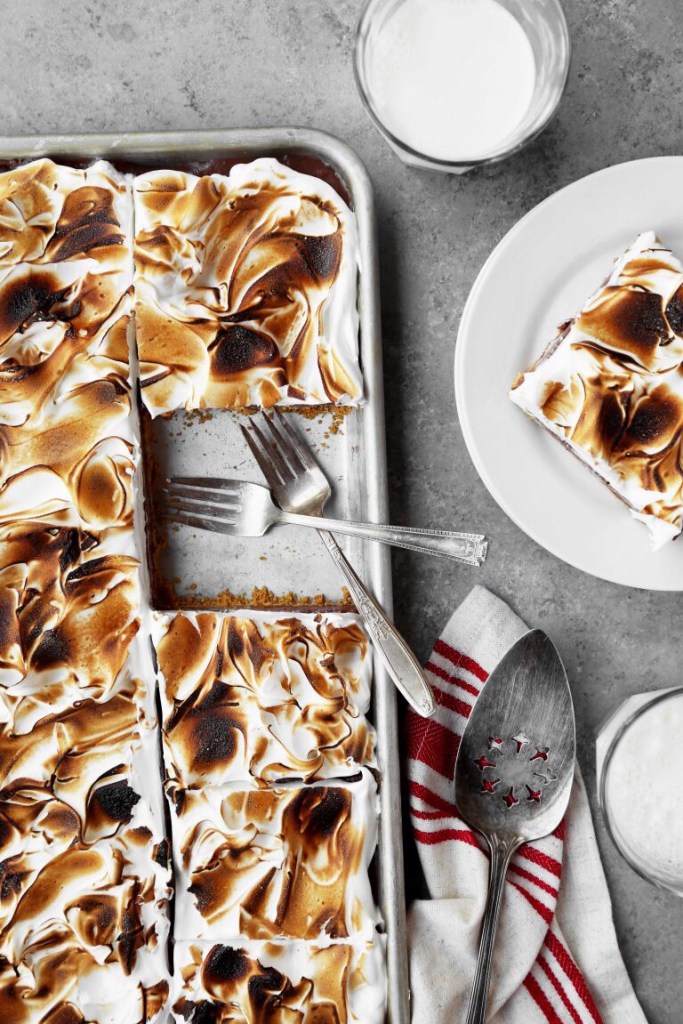 s'mores Slab pie