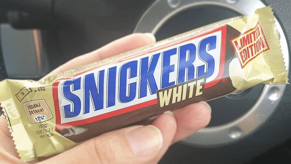 Snickers White Candy is Back on Shelves Permanently