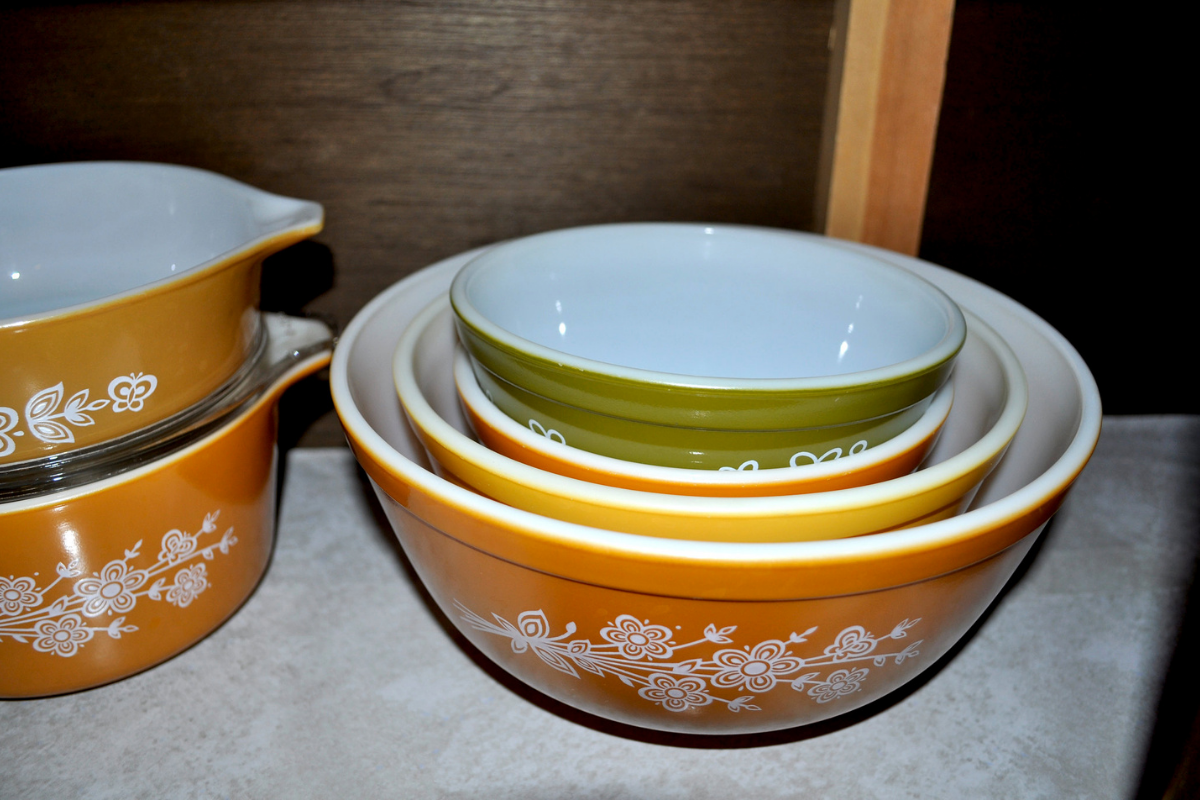 Vintage Pyrex bowls may be worth big bucks