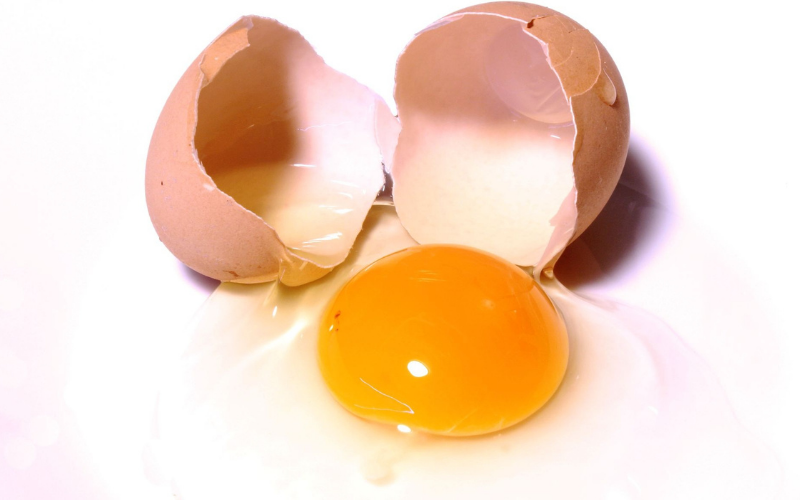 calories in scrambled eggs 