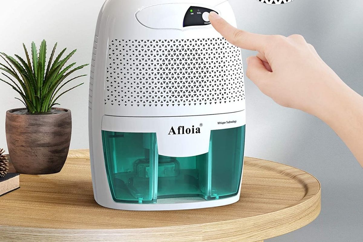 Dehumidifier for Bathroom: 5 Best Space-Saving Options of 2021