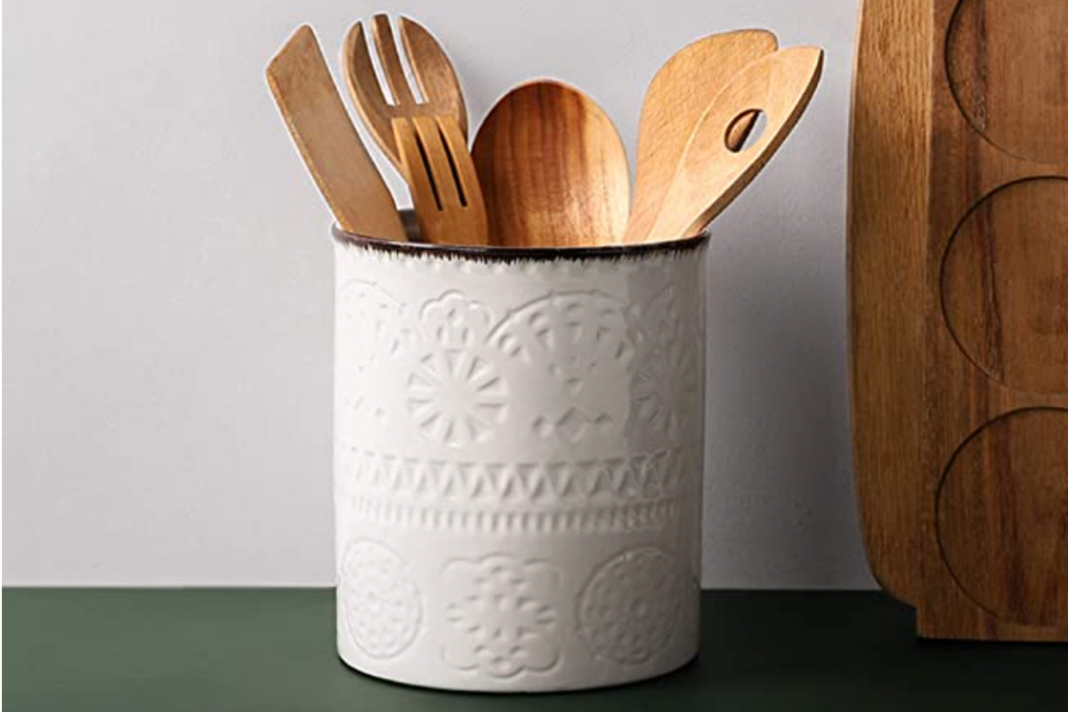 https://www.wideopencountry.com/wp-content/uploads/sites/4/eats/2021/05/kitchen-utensil-holder-FI.png?fit=1200%2C800