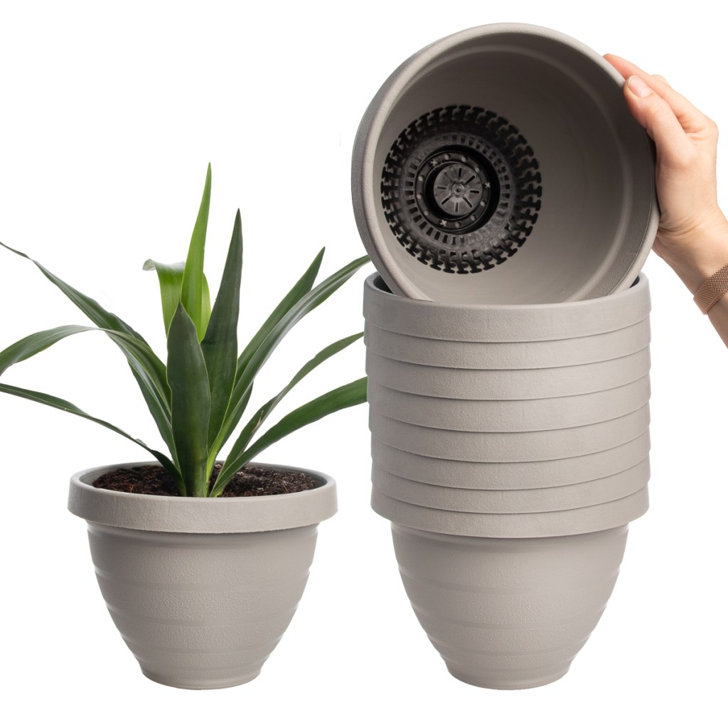 what is a self watering planter