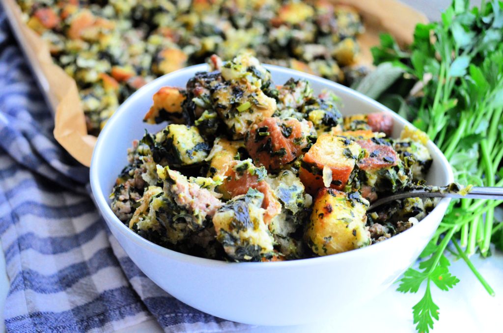 https://www.wideopencountry.com/wp-content/uploads/sites/4/eats/2021/10/Sheet-Pan-Bread-Stuffing-with-Sausage-Spinach-Photo.jpg?resize=1024%2C678