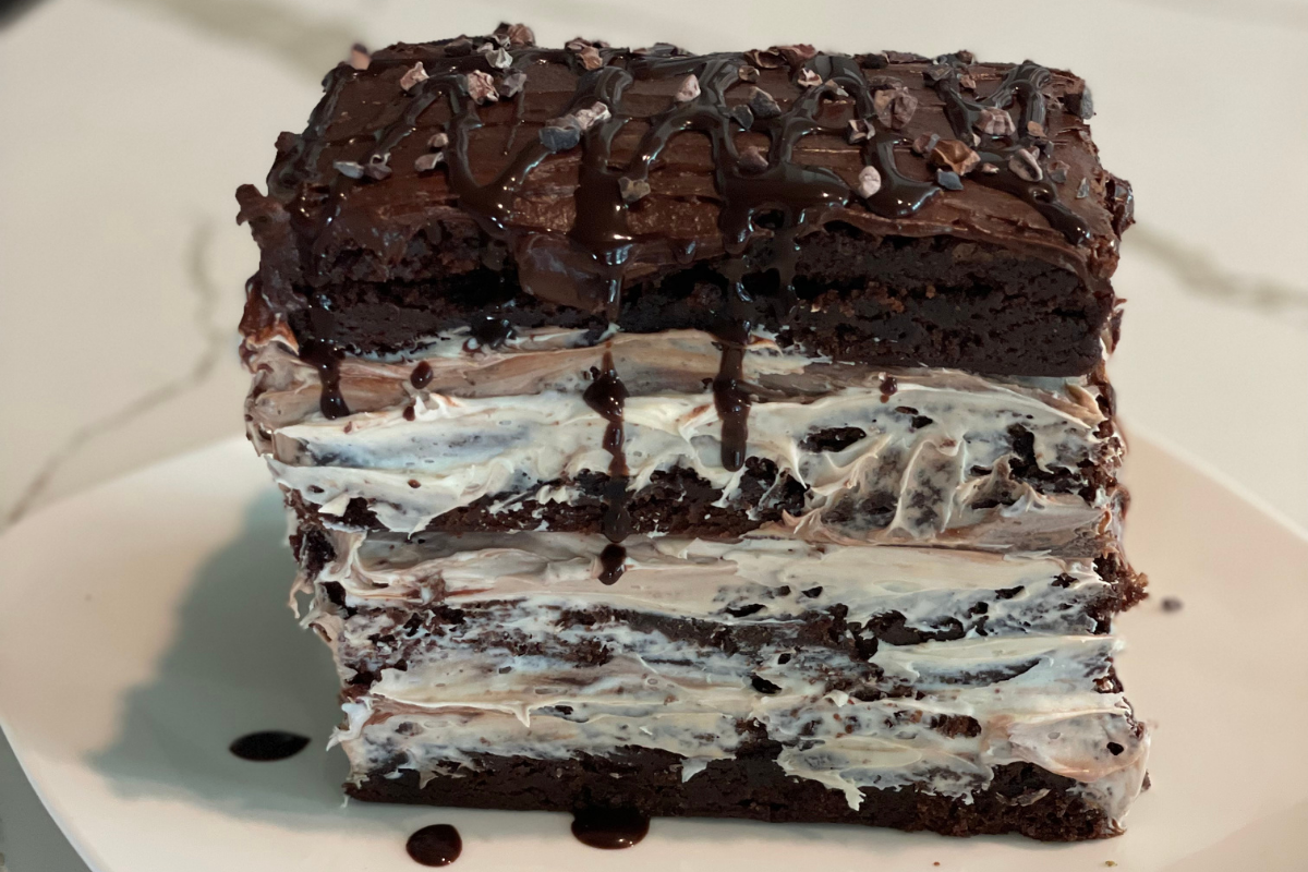 DIY Olive Garden's Brownie Lasagna With This 7Ingredient Recipe