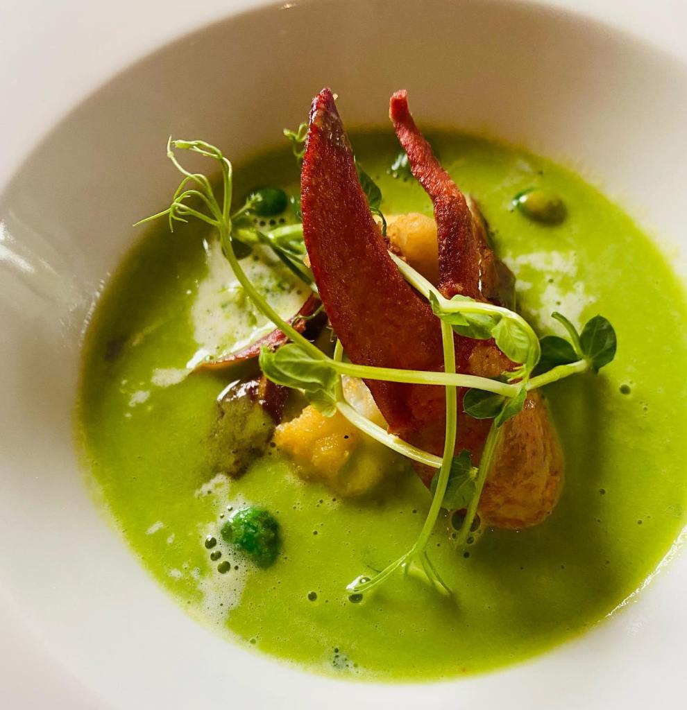 Lobster in pea soup