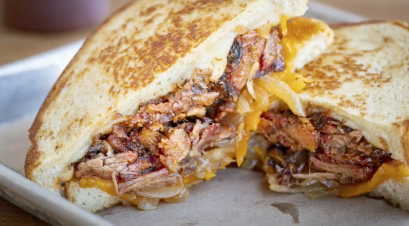 sandwich at 4 Rivers Smokehouse