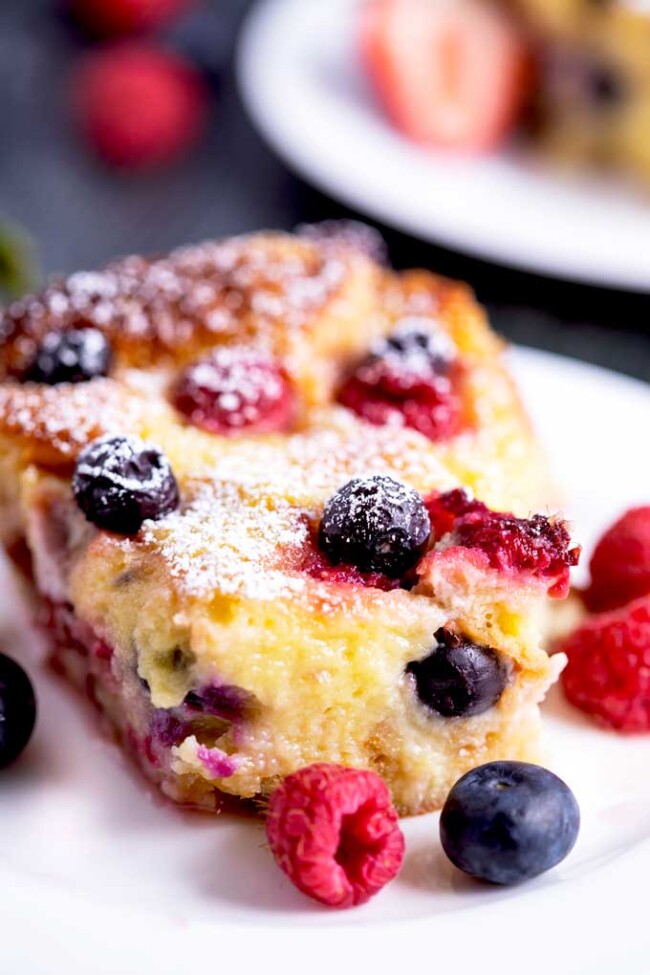 berry bread pudding from lemon blossoms