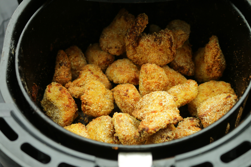 how long to cook chicken nuggets in air fryer