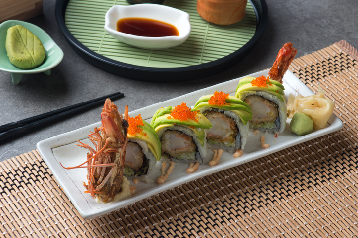 dragon roll king prawn sushi