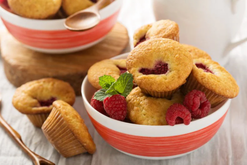 raspberry almond muffins